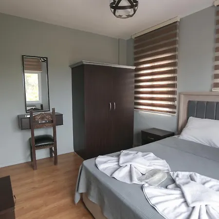 Ciftlik Szálloda 3*