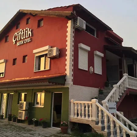 酒店 基弗特里克酒店 Çeşme