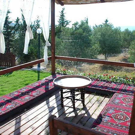 Ciftlik Hotell 3*