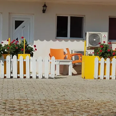 基弗特里克酒店 Çeşme